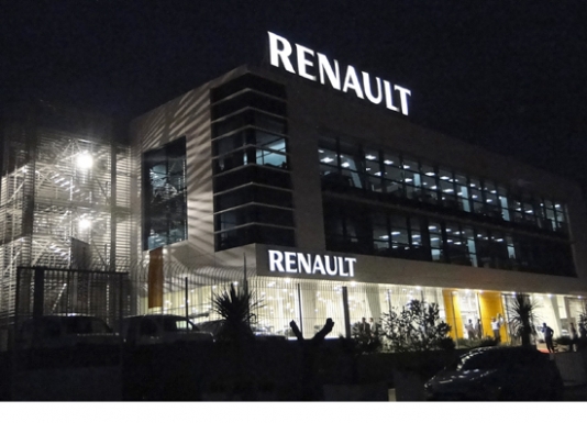 Renault-Algerie-Rester-humble-dans-la-victoire--une